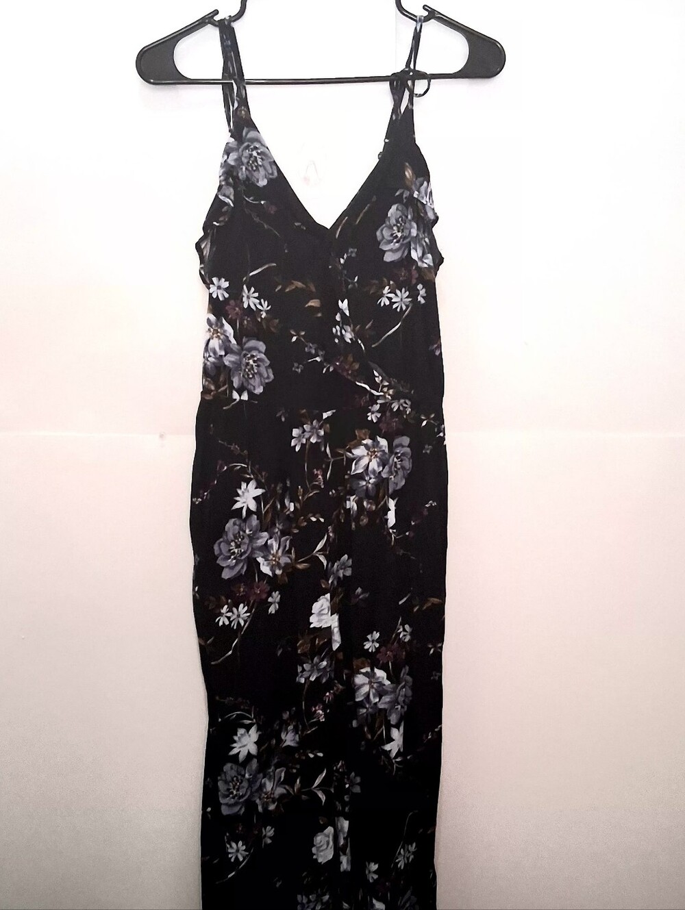 AMERICAN EAGLE Jumpsuit Black Floral Spaghetti-Strap Maxi Jumpsuit Size Medium